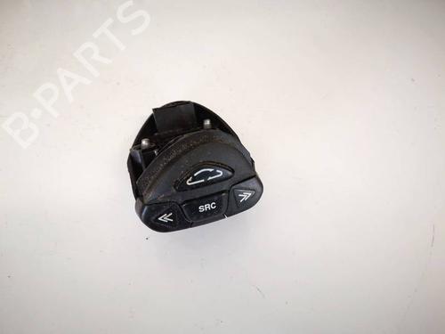 Used Steering wheel controls Steering wheel controls 34952487 34952487