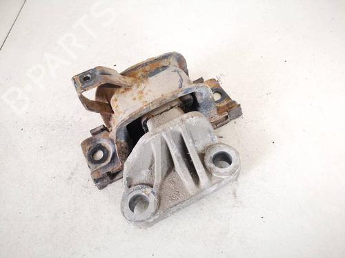 Used Engine mount Engine mount OPEL CORSA D (S07) 1.2 (L08, L68) (80 hp) 32954449 32954449