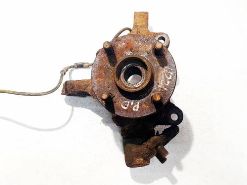 Used Right front steering knuckle Right front steering knuckle TOYOTA COROLLA Verso (_E12_) 2.0 D-4D (CDE120_, CDE120R) (90 hp) 40245988 40245988