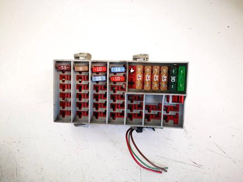 fuse-box-volvo-xc90-i-275-2002-2003-2004-2005-2006-2007-2008-2009-2010-2011-2012-2013-2014-2015-32569932 main image