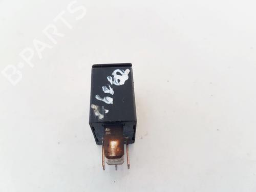 Used Electronic sensor Electronic sensor VOLVO S80 I (184) 2.4 (170 hp) 33065674 33065674