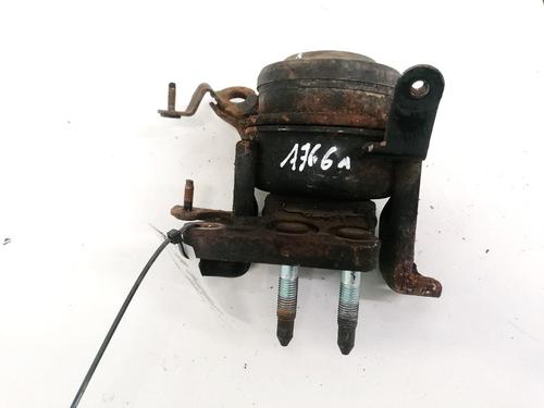 Used Engine mount Engine mount TOYOTA COROLLA Verso (ZER_, ZZE12_, R1_) 2.0 D-4D (CUR10_, CUR10R) (116 hp) 32898234 32898234