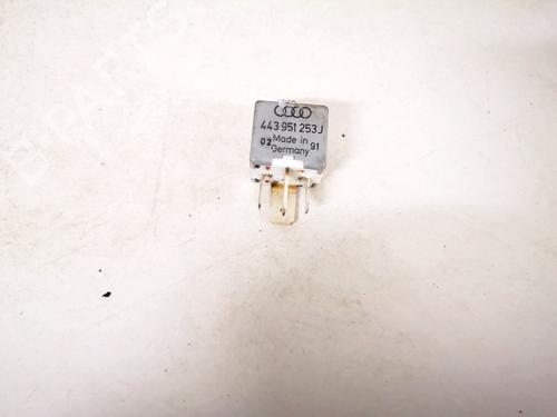 Used Electronic sensor Electronic sensor AUDI 80 B3 Saloon (893, 894, 8A2) 1.8 S (90 hp) 33082939 33082939