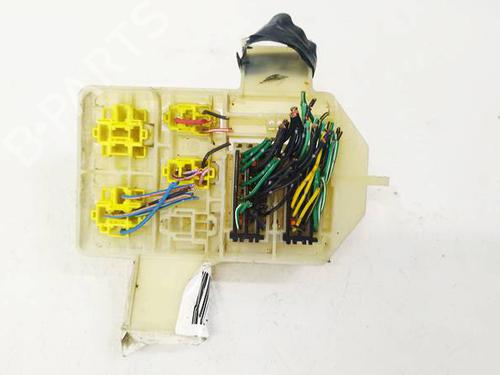 Used Fuse box Fuse box MITSUBISHI SPACE STAR MPV (DG_A) 1.9 DI-D (DG4A) (102 hp) 32593039 32593039
