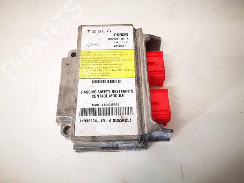 Used ECU airbags ECU airbags SUZUKI MOTORCYCLES GSF BANDIT GSF 250ZP Bandit (GJ74A) (40 hp) 32533266 32533266