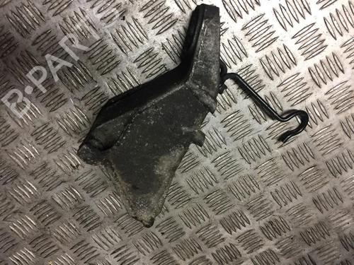 Used Support Support AUDI 100 C4 Avant (4A5) 2.4 D (82 hp) 33498400 33498400