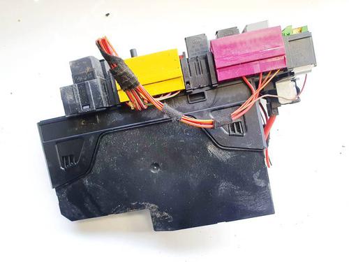 Used Fuse box Fuse box MERCEDES-BENZ E-CLASS (W212) E 220 BlueTEC 4-matic (212.011) (170 hp) 32937146 32937146