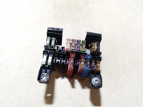 Used Fuse box Fuse box MERCEDES-BENZ E-CLASS (W211) E 220 CDI (211.006) (150 hp) 33107205 33107205