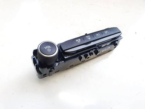 Commandes au volant Commandes au volant 38575198 38575198