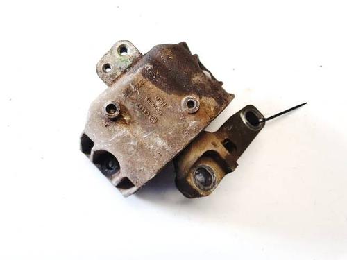 Used Engine mount Engine mount VW BORA I (1J2) 1.9 TDI (90 hp) 32555493 32555493