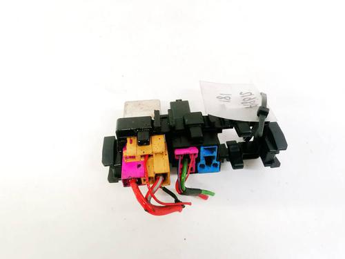Used Fuse box AUDI A6 C6 (4F2) 2.7 TDI (180 hp) 32925356