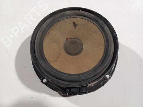 Used Speaker Speaker VW POLO IV (9N_, 9A_) 1.2 12V (64 hp) 32564452 32564452