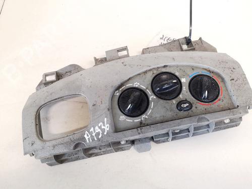 Used Climate control Climate control RENAULT TRAFIC II Van (FL) 1.9 dCi 80 (FL0B) (82 hp) 35424124 35424124