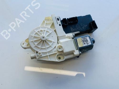 Used Left front window motor Left front window motor 35524252 35524252