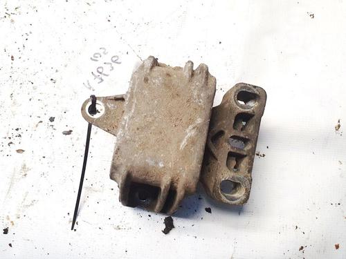Used Engine mount Engine mount VW GOLF IV (1J1) 1.9 TDI (101 hp) 32890047 32890047
