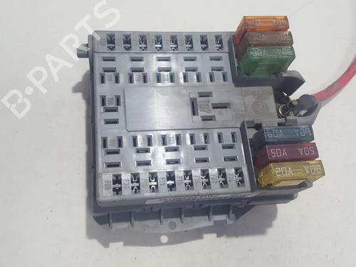 Used Fuse box Fuse box 33509012 33509012
