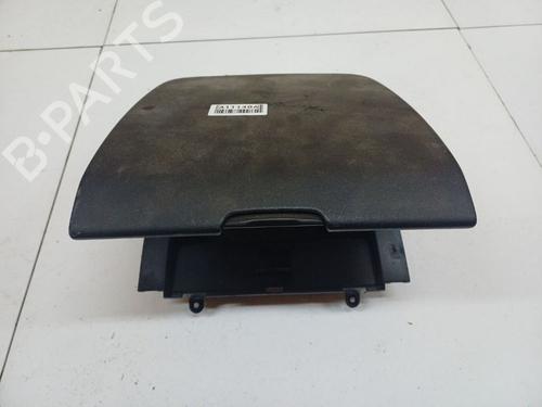 Used Glove box Glove box SUBARU FORESTER (SG_) 2.0 AWD (SG5) (125 hp) 35829897 35829897