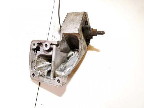 Used Engine mount Engine mount SUZUKI GRAND VITARA I (FT, HT) 2.7 (JA 627) (184 hp) 33092607 33092607