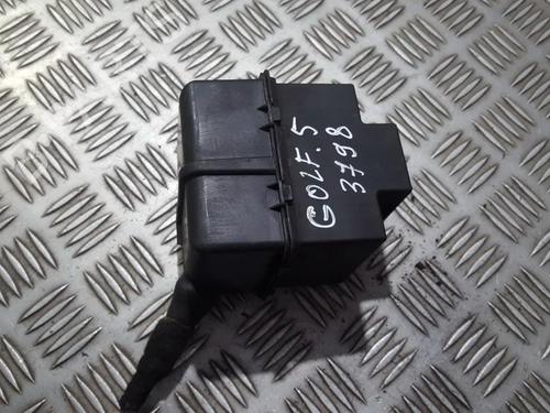 fuse-box-vw-golf-v-1k1-2003-2004-2005-2006-2007-2008-2009-2010-33497639 main image