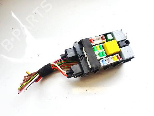 Fuse box CITROËN C4 Picasso II 1.6 HDi / BlueHDi 115 | BP32573839E1  - Image 5