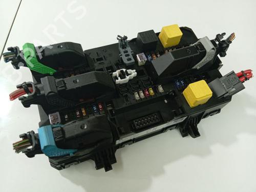 Used Fuse box Fuse box OPEL ASTRA H (A04) 1.6 (L48) (105 hp) 32537037 32537037