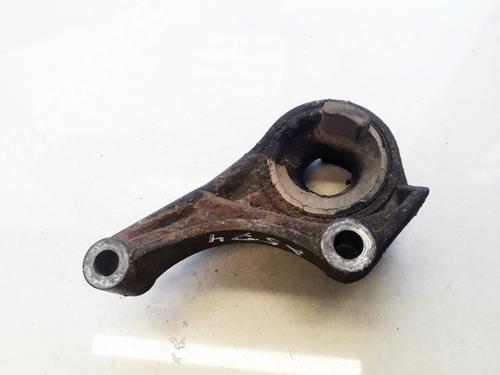 Used Engine mount Engine mount OPEL MERIVA A MPV (X03) 1.7 CDTI (E75) (100 hp) 33104590 33104590