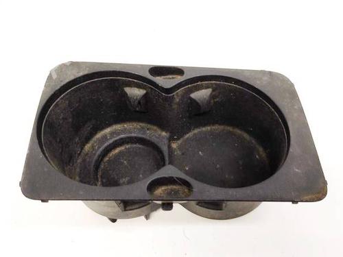 Used Cup/Object holder Cup/Object holder VW PASSAT B6 (3C2) 2.0 TDI (140 hp) 35316570 35316570