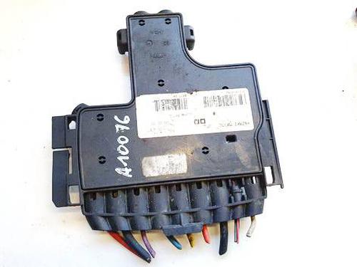 Used Fuse box Fuse box CITROËN C4 Grand Picasso I (UA_) 2.0 HDi 138 (136 hp) 32596761 32596761