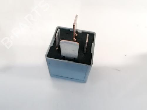 Electronic sensor FORD MONDEO III (B5Y) 2.0 TDCi | BP33087230M84 - Image 3