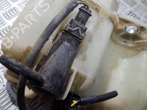 Used Washer pump Washer pump VOLVO S80 I (184) 2.9 (200 hp) 35703855 35703855