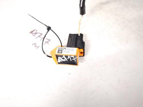 Used Electronic module Electronic module RENAULT SCÉNIC II (JM0/1_) 1.9 dCi (JM0G, JM12, JM1G, JM2C) (120 hp) 32931946 32931946