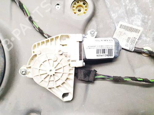 Used Right front window motor Right front window motor MERCEDES-BENZ A-CLASS (W169) A 180 CDI (169.007, 169.307) (109 hp) 35105697 35105697