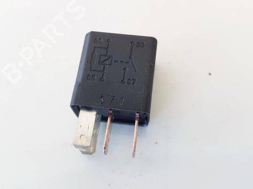 Used Electronic sensor Electronic sensor OPEL ZAFIRA A MPV (T98) 2.0 DTI 16V (F75) (101 hp) 33065061 33065061