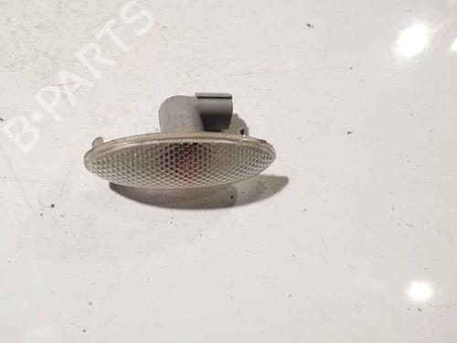 Højre side indikator Højre side indikator TOYOTA RAV 4 III (_A3_) 2.2 D 4WD (ALA30_, ALA30R) (136 hp) 36690727 36690727
