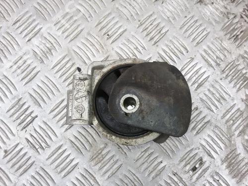 Used Engine mount Engine mount VOLVO V40 Estate (645) 1.9 DI (102 hp) 33505960 33505960