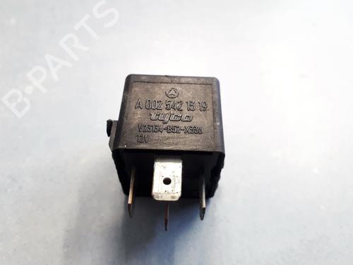 Used Electronic sensor Electronic sensor MERCEDES-BENZ S-CLASS (W220, V220) S 400 CDI (220.028, 220.128) (250 hp) 33061159 33061159