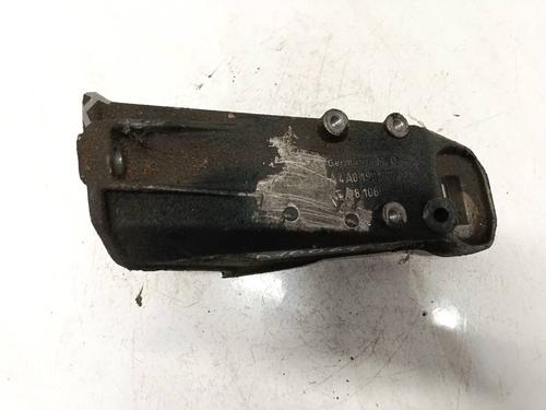 Used Support Support AUDI 100 C4 Avant (4A5) 2.5 TDI (115 hp) 32555133 32555133