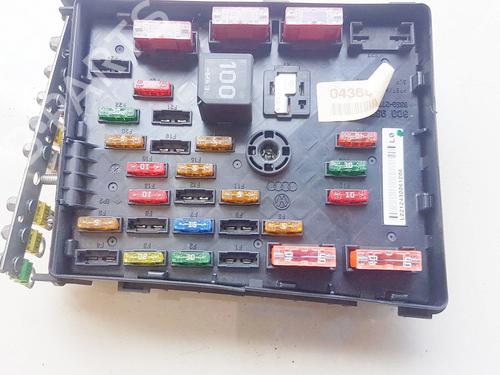 Used Fuse box Fuse box VW PASSAT B6 (3C2) 2.0 TDI (140 hp) 33526696 33526696