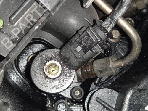 Injector VOLVO V50 (545) 1.6 D | BP35208147M100 - Image 2