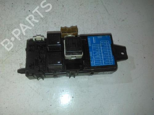 Used Fuse box Fuse box VOLVO V40 Estate (645) 1.9 TD (90 hp) 33482471 33482471