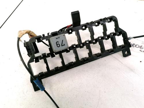 fuse-box-vw-bora-i-1j2-1998-1999-2000-2001-2002-2003-2004-2005-2006-2007-2008-2009-2010-2011-2012-2013-32907853 main image