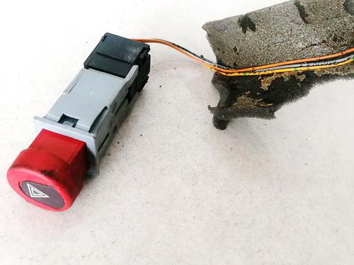 Used Warning switch Warning switch PEUGEOT PARTNER Platform/Chassis (5_, G_) 2.0 HDi (90 hp) 35603391 35603391