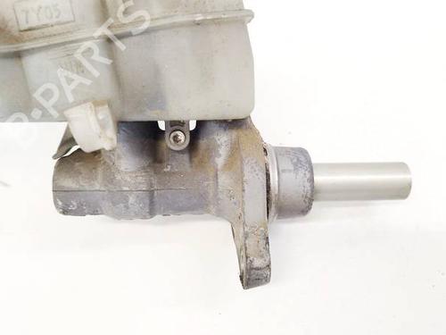 Used Brake master cylinder Brake master cylinder MITSUBISHI LANCER VIII (CY_A, CZ_A) 2.0 DI-D (CY8A) (140 hp) 35076120 35076120