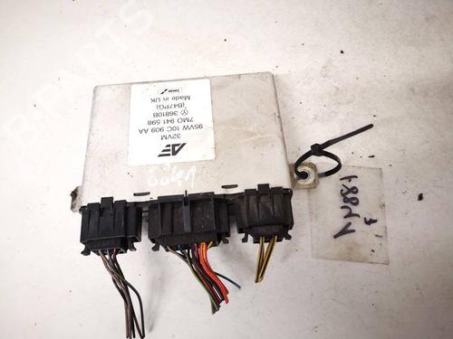 Used Electronic module Electronic module SEAT ALHAMBRA (7V8, 7V9) 1.9 TDI (90 hp) 35331838 35331838