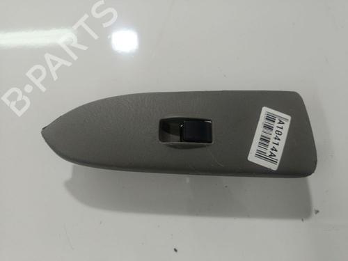 switch-mazda-premacy-cp-1999-2000-2001-2002-2003-2004-2005-32536179 main image