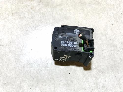 Used Electronic module Electronic module VW PHAETON (3D1, 3D2, 3D3, 3D4, 3D6, 3D7, 3D8, 3D9) 3.0 V6 TDI 4motion (233 hp) 33102154 33102154