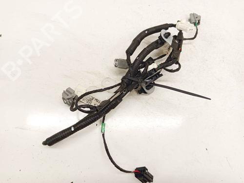 Used Wiring harness Wiring harness 37653843 37653843