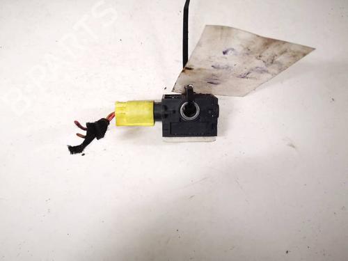 windscreen-washer-tank-mercedes-benz-gl-class-x164-2006-2007-2008-2009-2010-2011-2012-35334951 main image