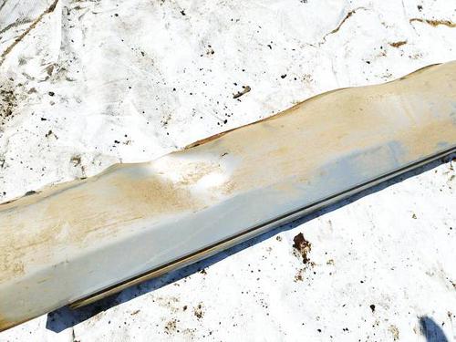 Used Left sideskirt Left sideskirt 37093883 37093883