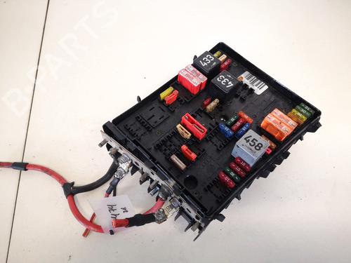 Used Fuse box Fuse box AUDI A3 (8P1) 2.0 TDI 16V (140 hp) 32902215 32902215